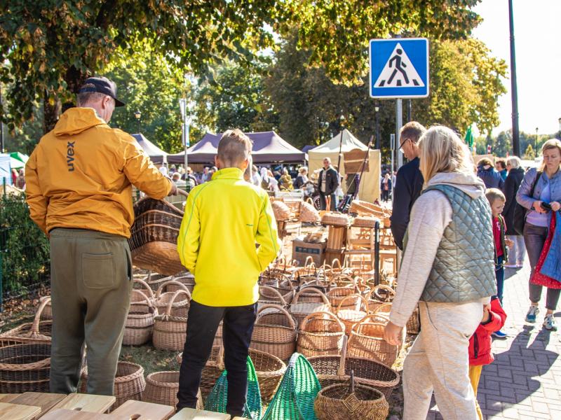 Rudens šventė „SENAME JONŲ DVARE"