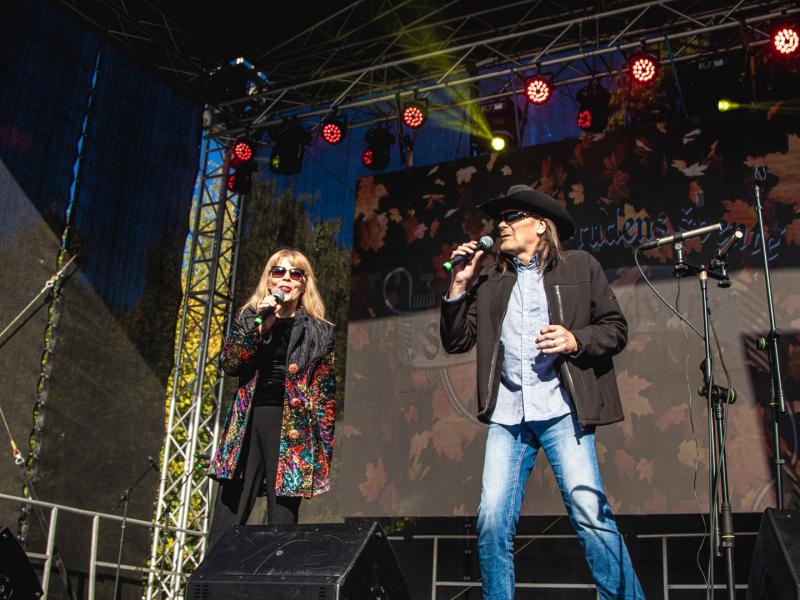 Rudens šventė „SENAME JONŲ DVARE"