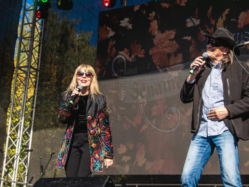 Rudens šventė „SENAME JONŲ DVARE"