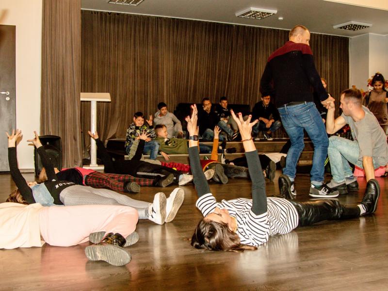 Projektas ,,Lygybės medis“ – laikas, kai meno galia gydo širdis
