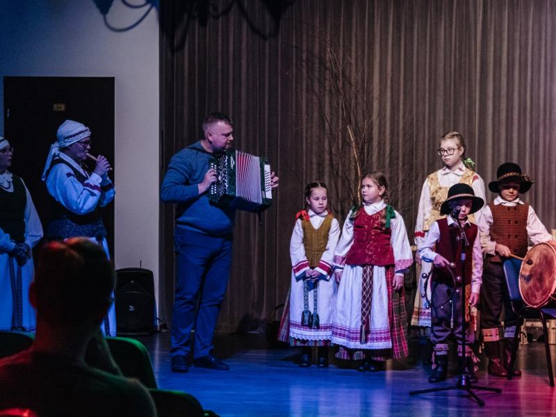 Žiemos šauktuvių šventė „Ožys ilgaragis", skirta vaikų folkloro ansamblio „Ramtatukai“ 10-mečiui