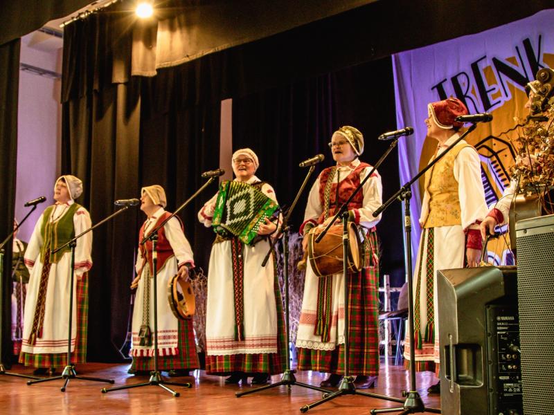 ŠVENTĖ-KONKURSAS TRENK POLKUTĘ