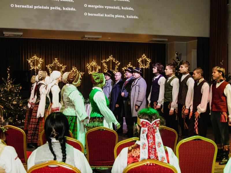  Adventinis vakaras „Žiedas žydi, leliumoj“ 