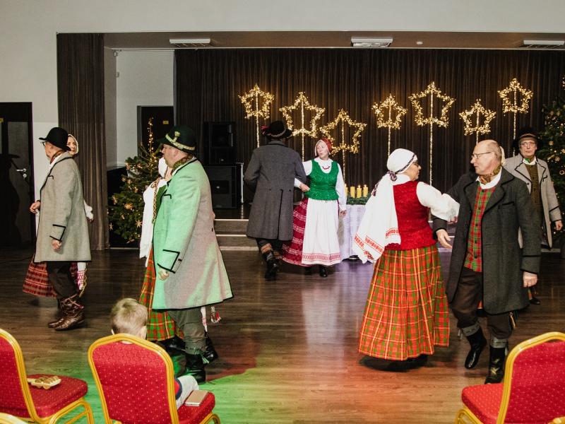  Adventinis vakaras „Žiedas žydi, leliumoj“ 