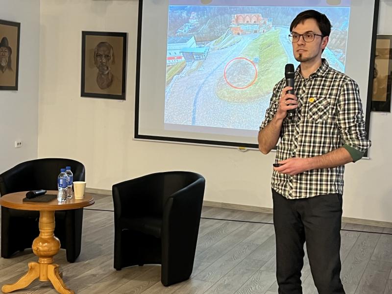 DR. GEDIMINO PETRAUSKO PASKAITA „Mieganti Vilniaus Gedimino pilies kalno kariuomenė ir 1863 - 1864 m. Sukilėliai“