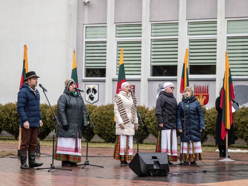 Atkurtai Lietuvos valstybei - 105-eri