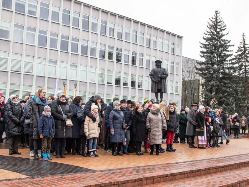 Atkurtai Lietuvos valstybei - 105-eri