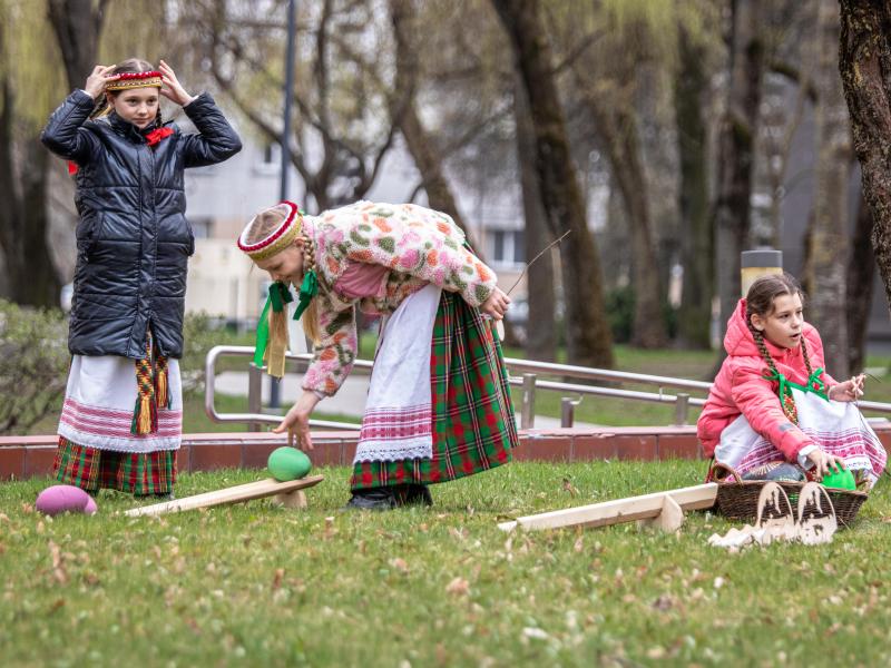 Atvelykio renginys vaikams „Kas Velykės pintinėlėje?“