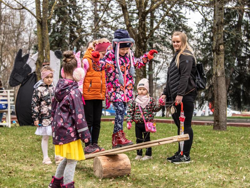 Atvelykio renginys vaikams „Kas Velykės pintinėlėje?“