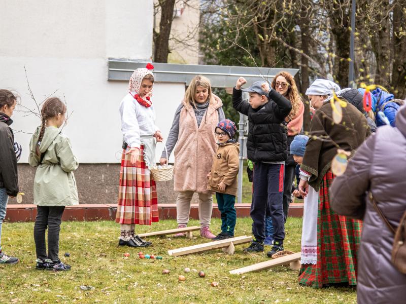 Atvelykio renginys vaikams „Kas Velykės pintinėlėje?“