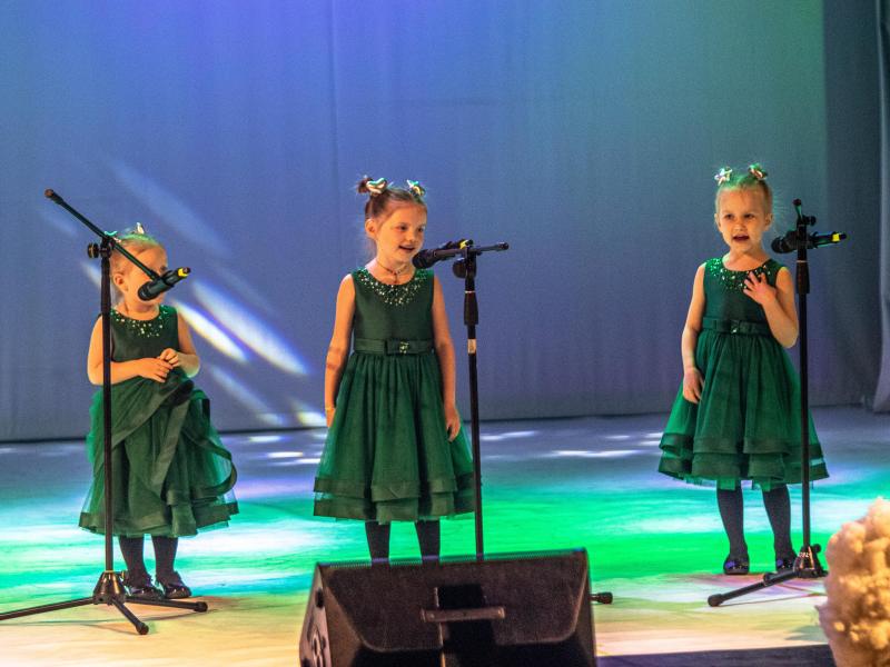 Mamos dienos koncertas „Svajonės, pražydusios stebuklais“