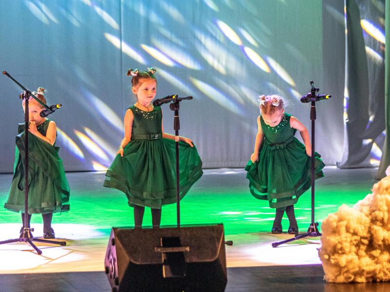 Mamos dienos koncertas „Svajonės, pražydusios stebuklais“