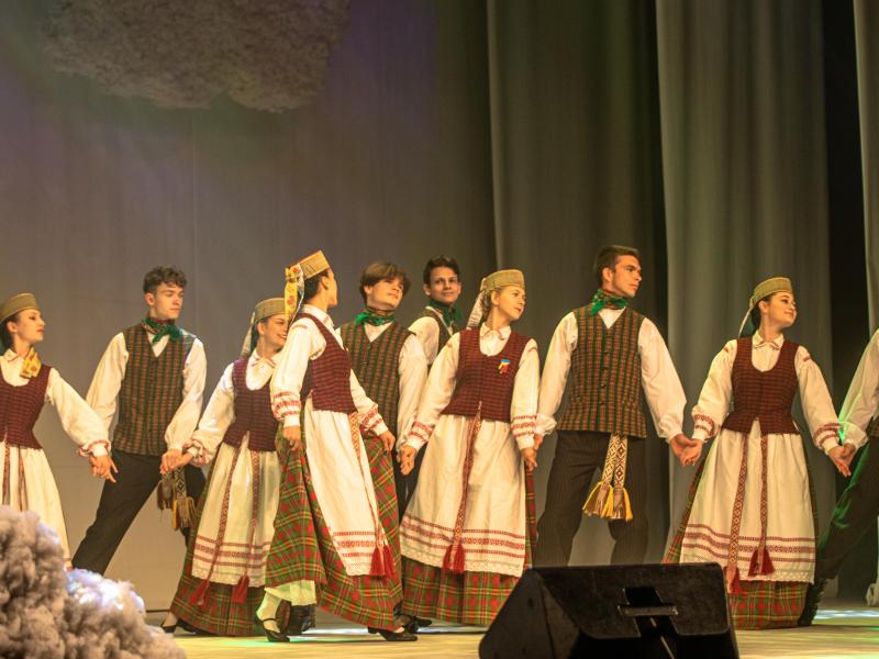Mamos dienos koncertas „Svajonės, pražydusios stebuklais“
