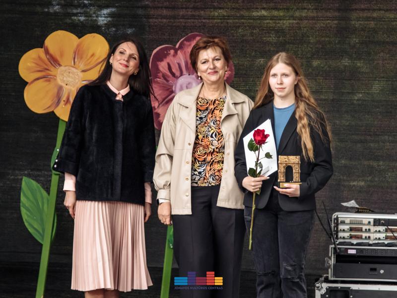 Apdovanojimai „Triumfo arka“