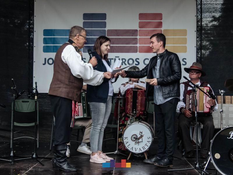 Respublikinėje armonikierių šventėje „Pas Jonus“ 
