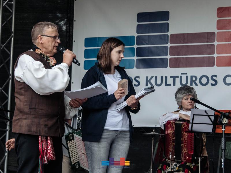 Respublikinėje armonikierių šventėje „Pas Jonus“ 