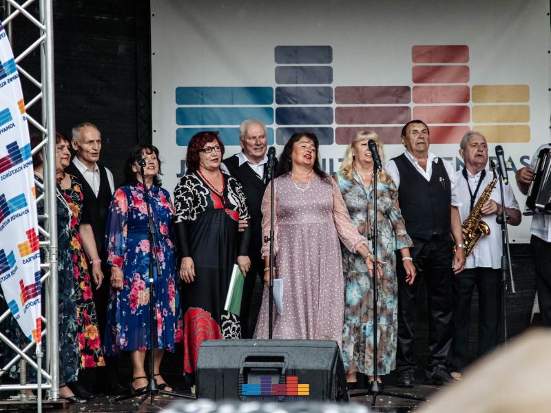Respublikinėje armonikierių šventėje „Pas Jonus“ 