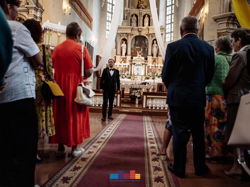 Šv. Onos atlaidų Šv. mišios, Liudo Mikalausko bei Beatos Vingraitės koncertas Skarulių Šv. Onos bažnyčioje 