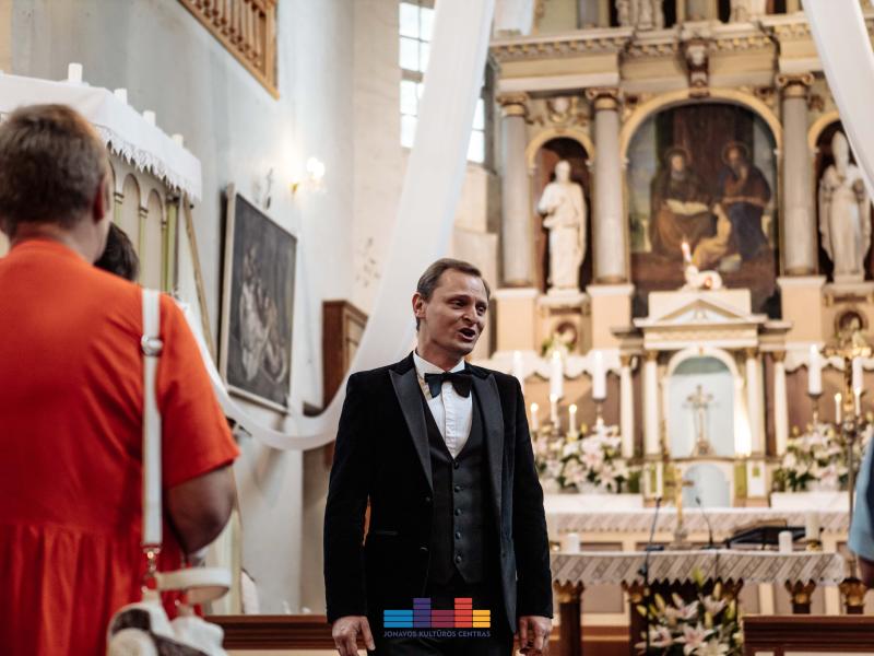 Šv. Onos atlaidų Šv. mišios, Liudo Mikalausko bei Beatos Vingraitės koncertas Skarulių Šv. Onos bažnyčioje 