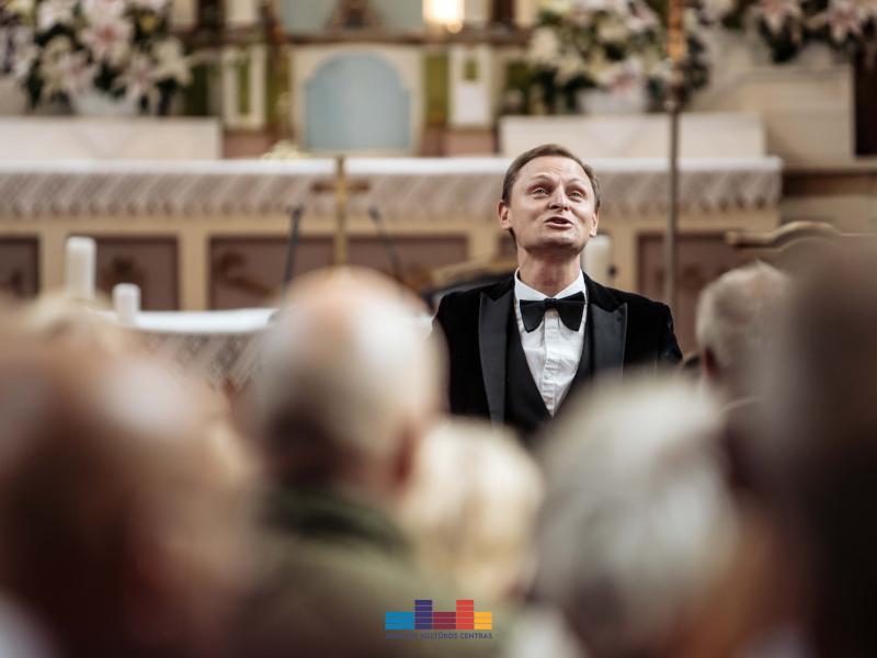 Šv. Onos atlaidų Šv. mišios, Liudo Mikalausko bei Beatos Vingraitės koncertas Skarulių Šv. Onos bažnyčioje 