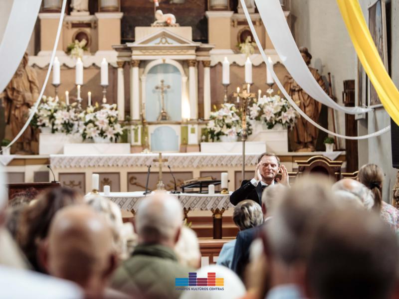 Šv. Onos atlaidų Šv. mišios, Liudo Mikalausko bei Beatos Vingraitės koncertas Skarulių Šv. Onos bažnyčioje 
