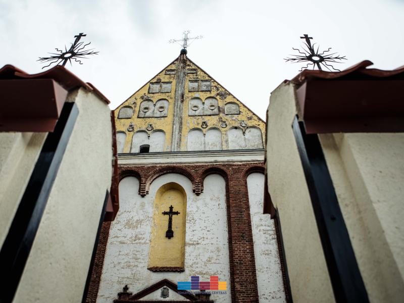Šv. Onos atlaidų Šv. mišios, Liudo Mikalausko bei Beatos Vingraitės koncertas Skarulių Šv. Onos bažnyčioje 