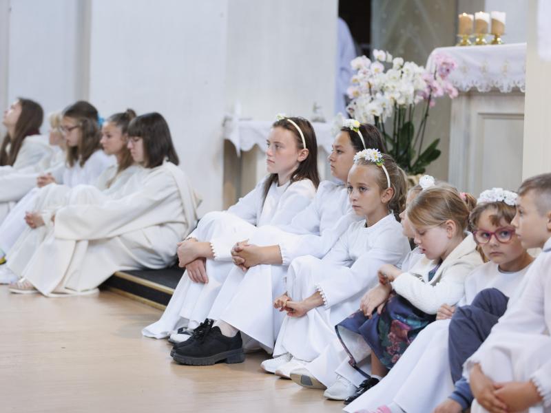 Jonavos Šv. Apaštalo Jokūbo bažnyčiai - 230 metų