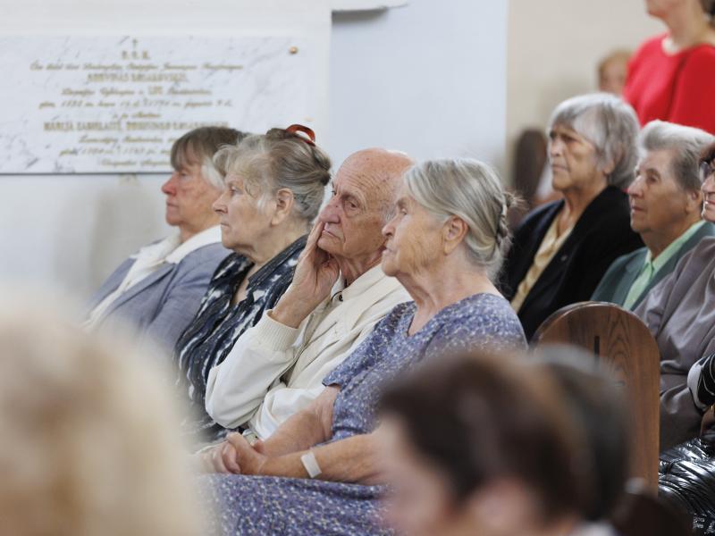 Jonavos Šv. Apaštalo Jokūbo bažnyčiai - 230 metų