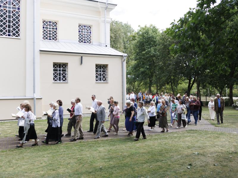 Jonavos Šv. Apaštalo Jokūbo bažnyčiai - 230 metų