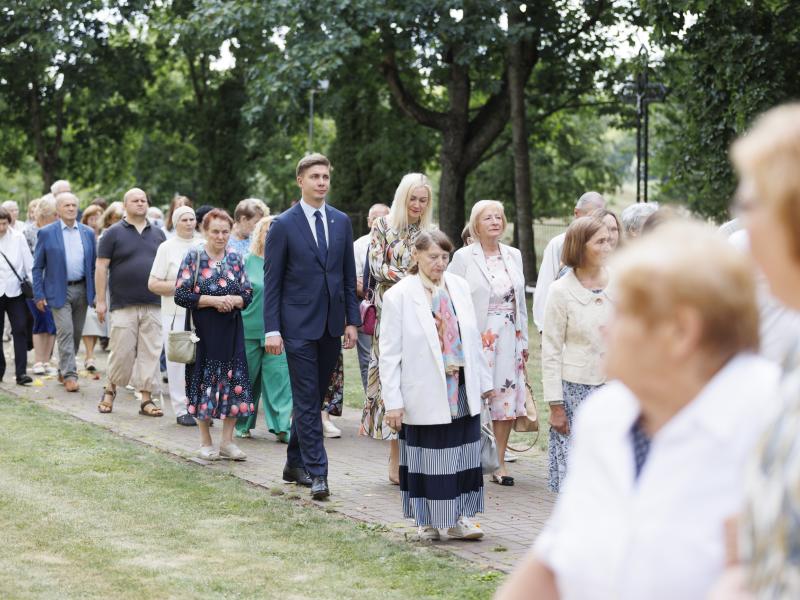 Jonavos Šv. Apaštalo Jokūbo bažnyčiai - 230 metų