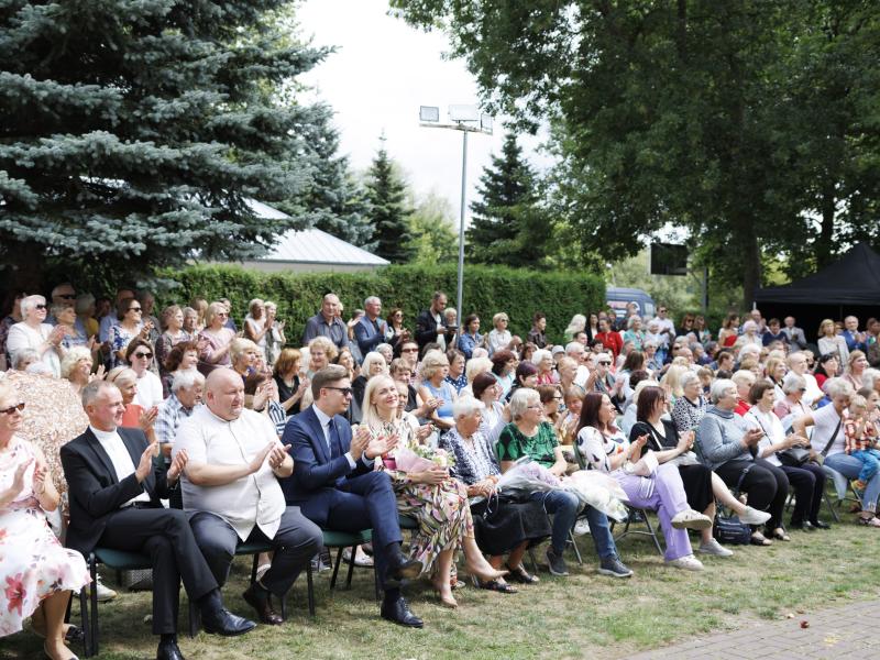 Jonavos Šv. Apaštalo Jokūbo bažnyčiai - 230 metų