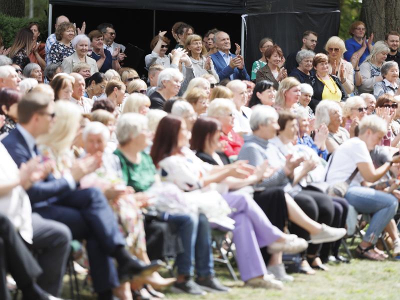 Jonavos Šv. Apaštalo Jokūbo bažnyčiai - 230 metų