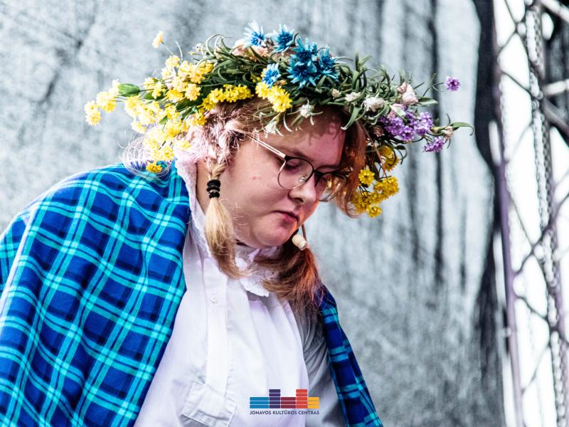  „Rudens šventė. MERGAUTINĖS GODOS JONAVOS TRAKTIERIUJE“