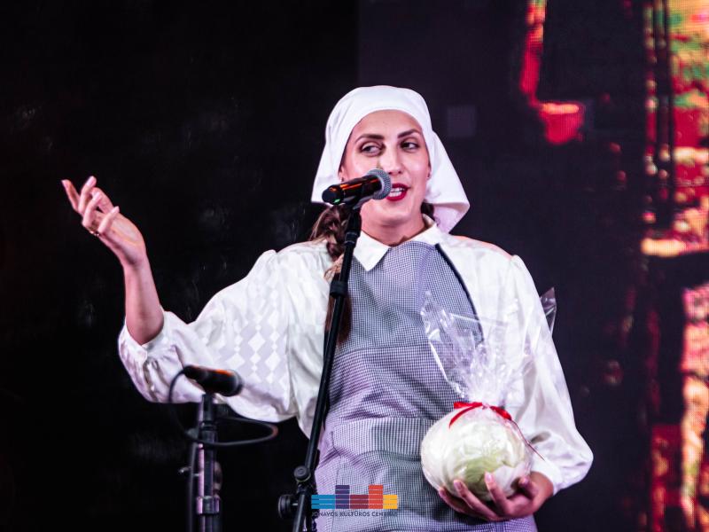  „Rudens šventė. MERGAUTINĖS GODOS JONAVOS TRAKTIERIUJE“