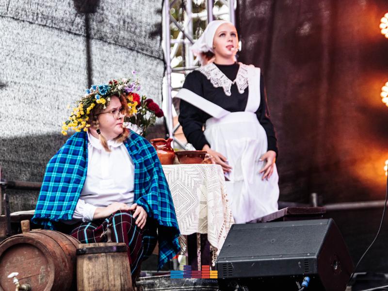  „Rudens šventė. MERGAUTINĖS GODOS JONAVOS TRAKTIERIUJE“