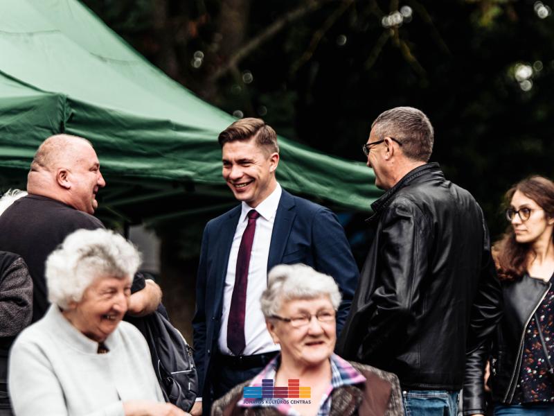  „Rudens šventė. MERGAUTINĖS GODOS JONAVOS TRAKTIERIUJE“