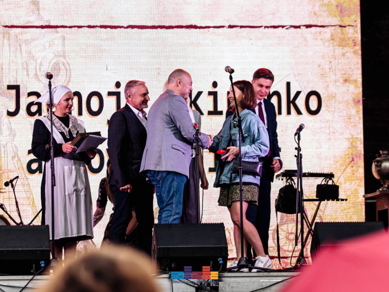  „Rudens šventė. MERGAUTINĖS GODOS JONAVOS TRAKTIERIUJE“