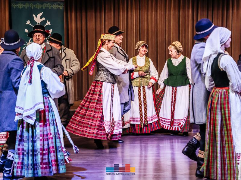  folkloro kolektyvų atranka į 2024 m. šimtmetį minėsiančią Lietuvos dainų šventę „Kad giria žaliuotų“