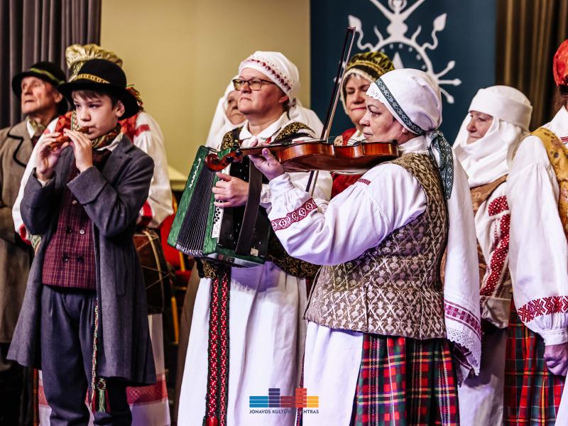  folkloro kolektyvų atranka į 2024 m. šimtmetį minėsiančią Lietuvos dainų šventę „Kad giria žaliuotų“