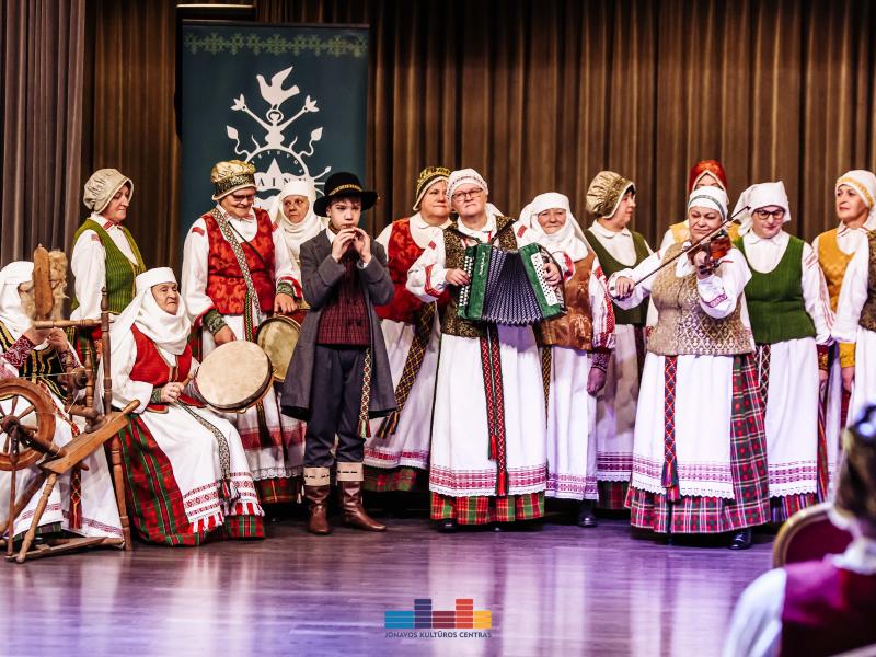  folkloro kolektyvų atranka į 2024 m. šimtmetį minėsiančią Lietuvos dainų šventę „Kad giria žaliuotų“