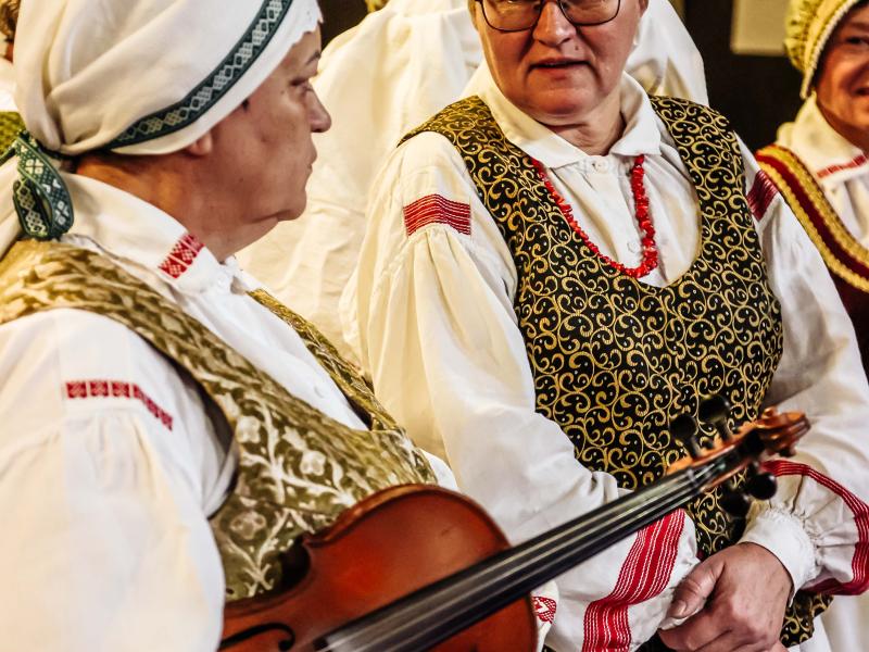  folkloro kolektyvų atranka į 2024 m. šimtmetį minėsiančią Lietuvos dainų šventę „Kad giria žaliuotų“