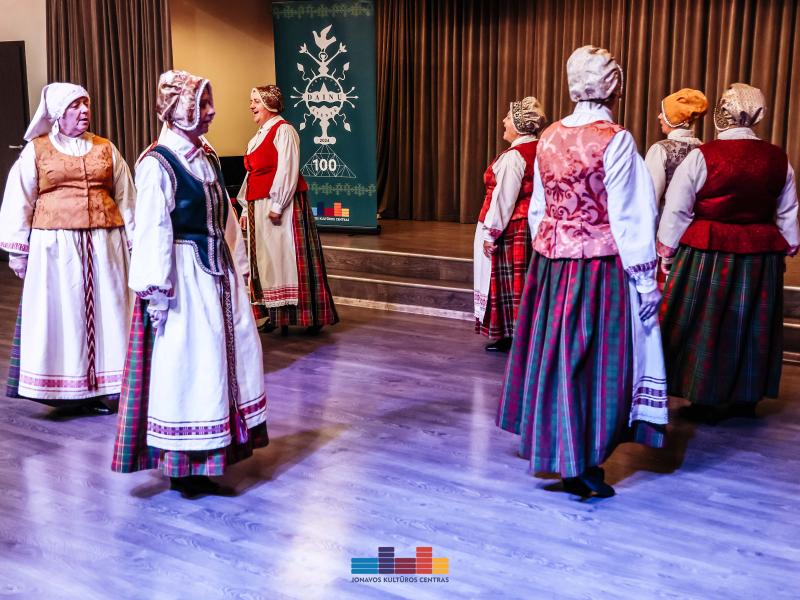  folkloro kolektyvų atranka į 2024 m. šimtmetį minėsiančią Lietuvos dainų šventę „Kad giria žaliuotų“