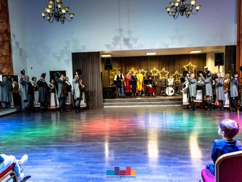 Kultūros centro kolektyvų šventinis koncertas “Siaučiant pūgai“ 