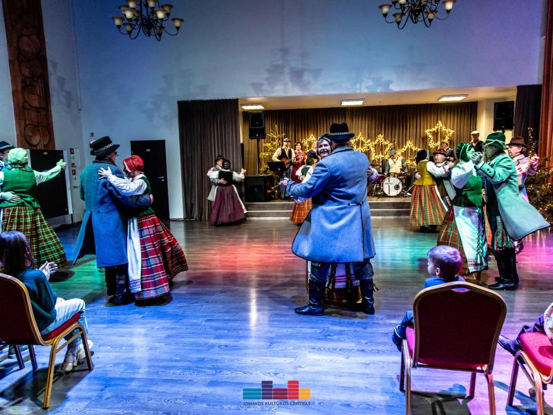 Kultūros centro kolektyvų šventinis koncertas “Siaučiant pūgai“ 