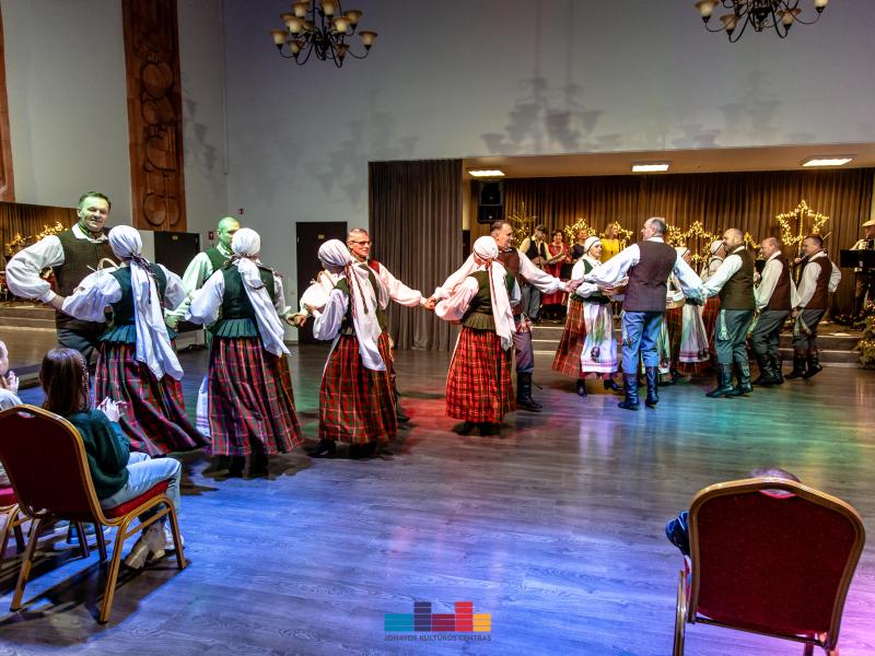 Kultūros centro kolektyvų šventinis koncertas “Siaučiant pūgai“ 