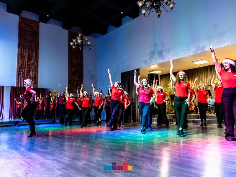 Kultūros centro kolektyvų šventinis koncertas “Siaučiant pūgai“ 