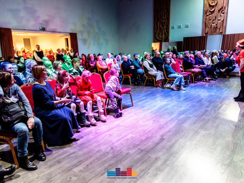 Kultūros centro kolektyvų šventinis koncertas “Siaučiant pūgai“ 