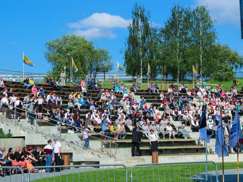 Chorinės muzikos ir šokių festivalis „Šviesa amžinoji dainos"