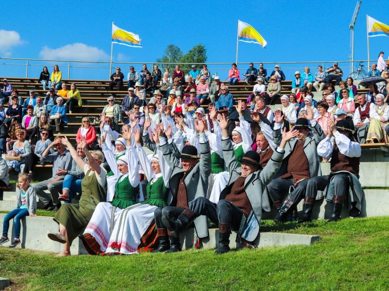 Chorinės muzikos ir šokių festivalis „Šviesa amžinoji dainos"