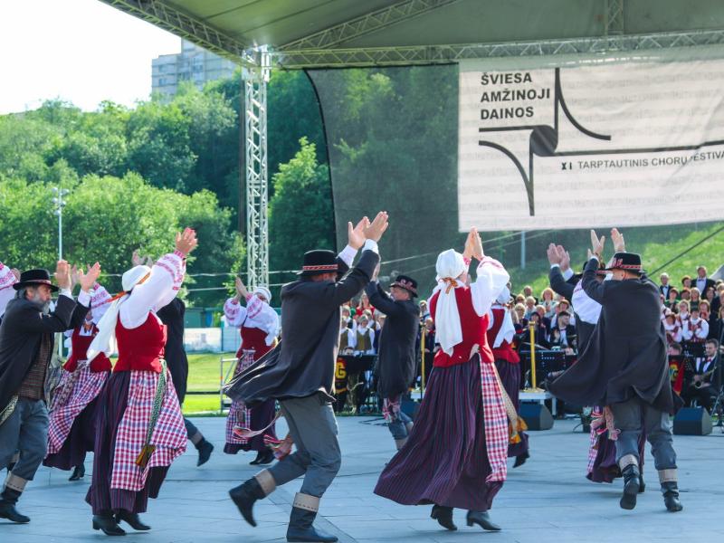 Chorinės muzikos ir šokių festivalis „Šviesa amžinoji dainos"